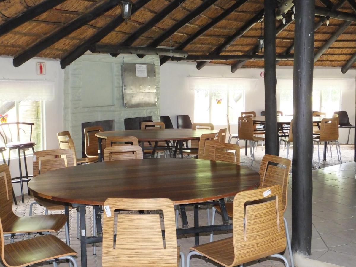 Suzie'S Loft - Nude - Suneden Family Naturist Resort พริทอเรีย ภายนอก รูปภาพ