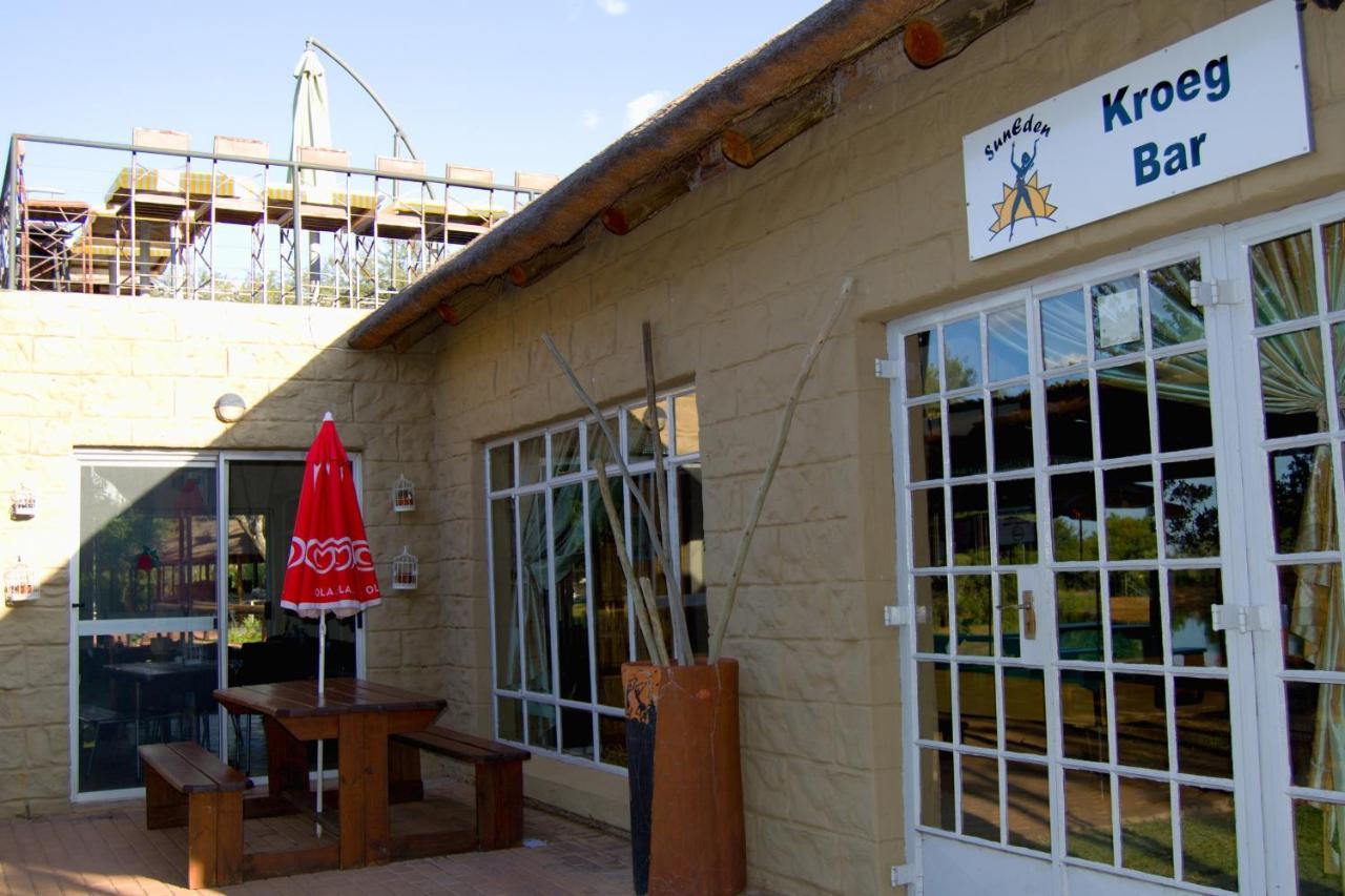 Suzie'S Loft - Nude - Suneden Family Naturist Resort พริทอเรีย ภายนอก รูปภาพ